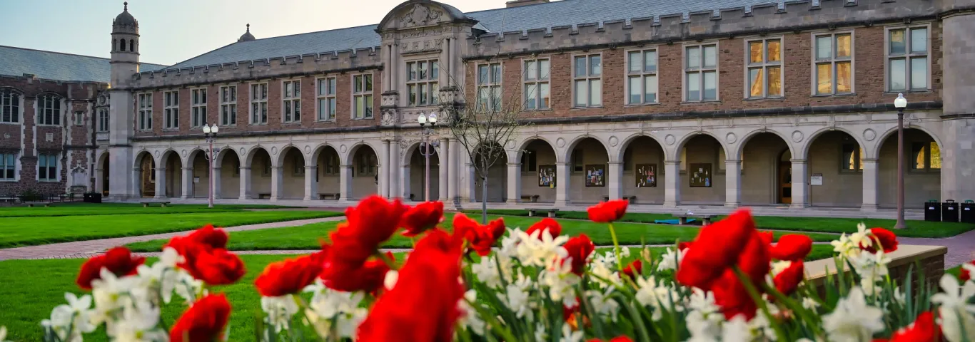 Yanjie Li Recieves Dean's Award for Teaching Excellence